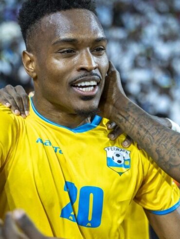 Joueur de la sélection rwandaise sur le terrain