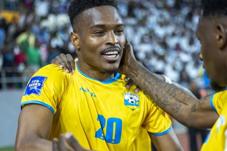Joueur de la sélection rwandaise sur le terrain