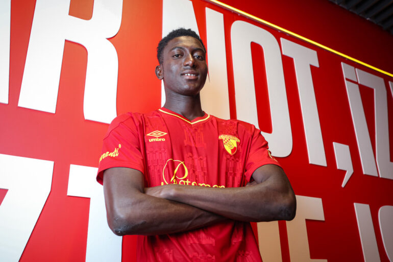 Ibrahim Karembe signe à Göztepe