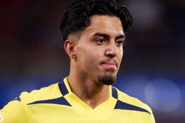 Ilias Akhomach sous les couleurs de Villarreal.