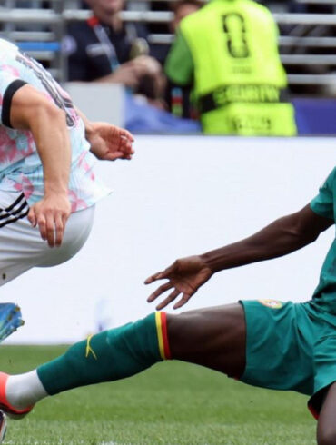Ismaïla Sarr, Lamine Camara