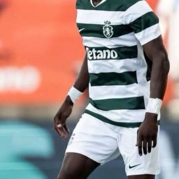 Issa Doumbia avec le Sporting CP, où il s’est rapidement imposé dans le milieu de terrain.