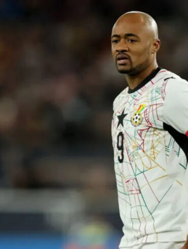 Jordan Ayew rejoint Sheffield United pour une saison