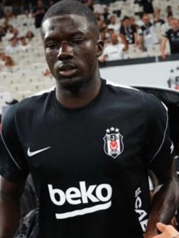 Kassoum Ouattara avec Beşiktaş, quelques jours avant sa première convocation dans le groupe A de la Côte d’Ivoire.