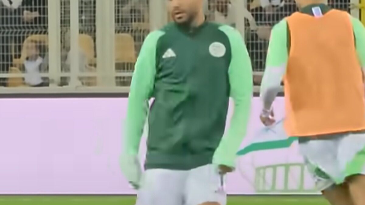 Riyad Mahrez à l’entraînement avec l’Algérie