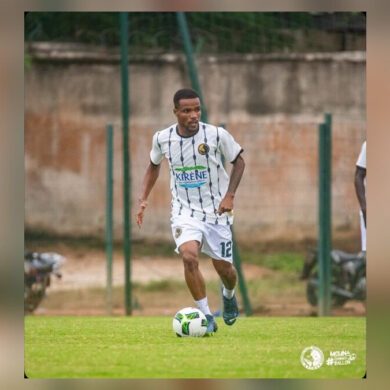 Kouassi Israël Junior rejoint Mouna FC après son passage à Atlantis de Dimbokro.