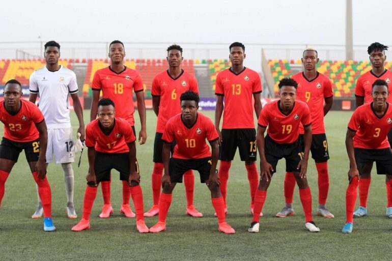 Équipe du Mozambique U20 avant un match