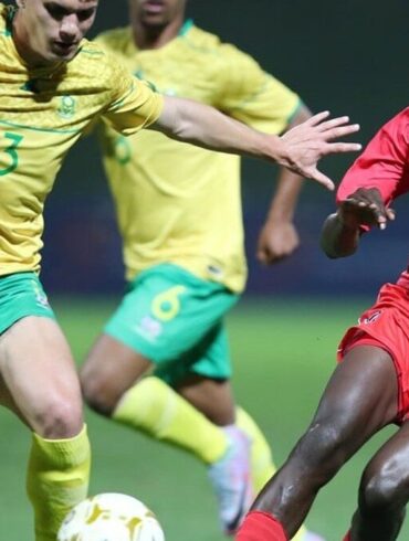 Bethuel Muzeu sous le maillot de la Namibie.