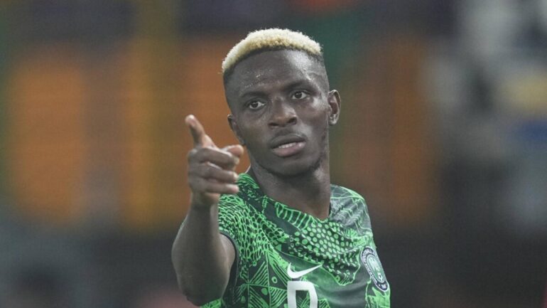 Nigeria : Osimhen convoqué malgré sa blessure
