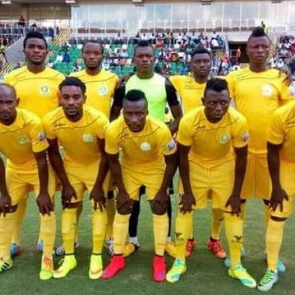 Les joueurs de Katsina United réunis avant un match