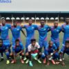 Les joueurs de Warri Wolves posent avant un match
