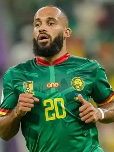Bryan Mbeumo sous le maillot des Lions indomptables.