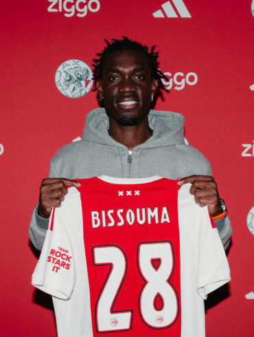 OFFICIEL : Yves Bissouma signe à l’Ajax jusqu’en 2027