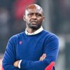 Patrick Vieira sur un banc de touche