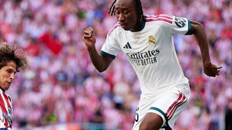 Yan Diomandé impressionne encore avec 4 dribbles réussis dans le derby