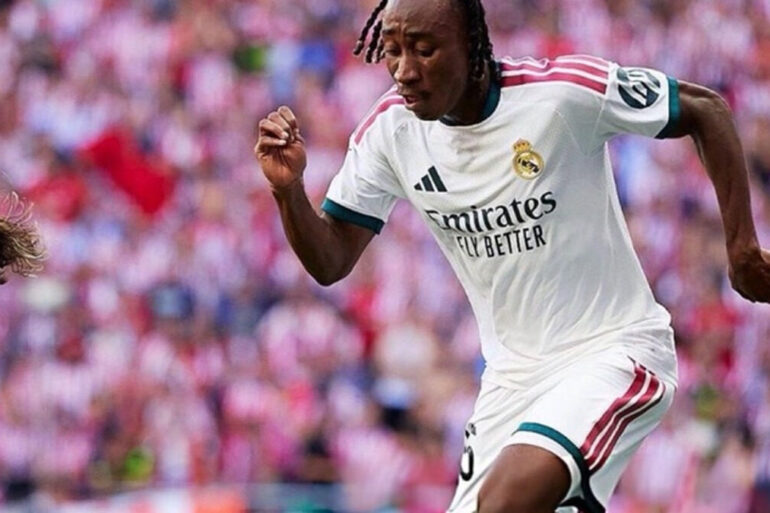 Yan Diomandé en action avec le Real Madrid face à l’Atlético.