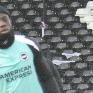 Yankuba Minteh à l’entraînement avec Brighton