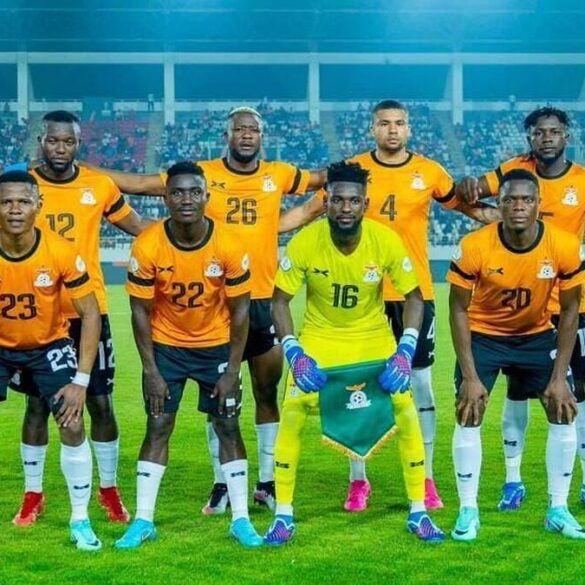 Fashion Sakala avec le maillot de la Zambie