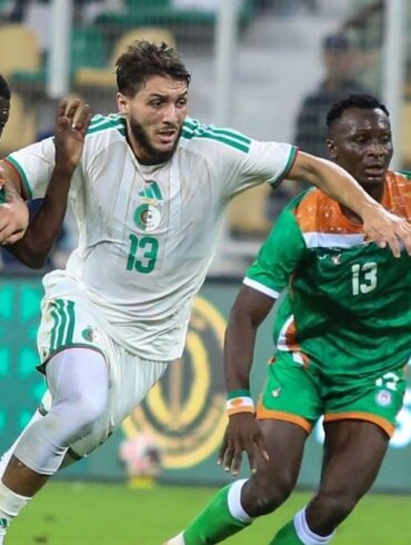 Les joueurs de l’Algérie et du Niger disputent leur match amical à Tizi-Ouzou