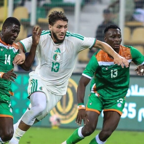 Les joueurs de l’Algérie et du Niger disputent leur match amical à Tizi-Ouzou