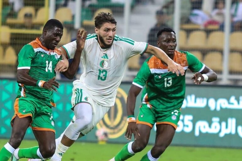 Les joueurs de l’Algérie et du Niger disputent leur match amical à Tizi-Ouzou