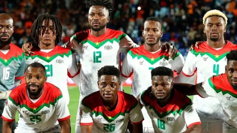 Burkina Faso–Argentine : le voyage des Étalons perturbé avant le rendez-vous à Buenos Aires