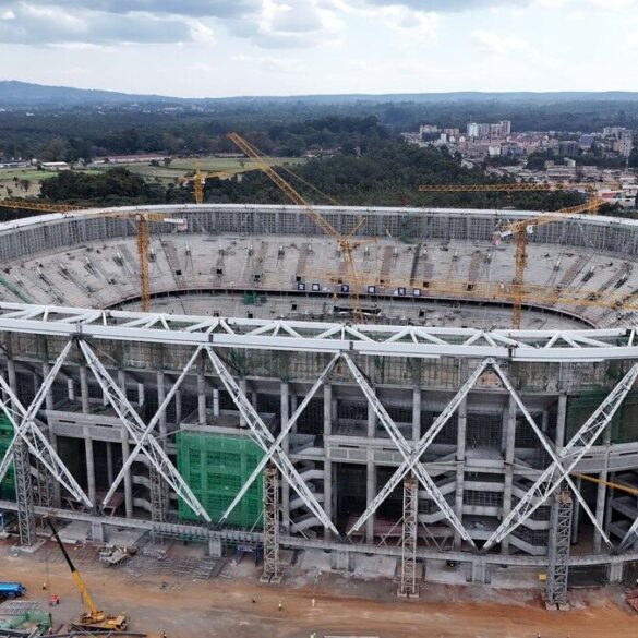 Vue aérienne du stade Talanta en construction à Nairobi avant la CAN 2027