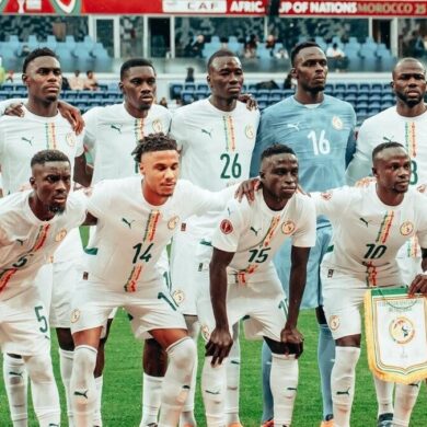La sélection senior du Sénégal avant un match, photographie d’archive ; non les U20