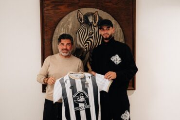 Kevin Guitoun lors de la prolongation de son contrat à Charleroi