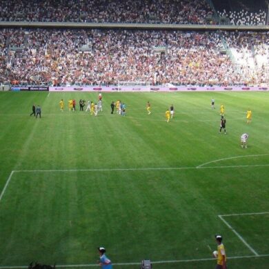 Vue d’une pelouse de football, archive, non ZED–Azam