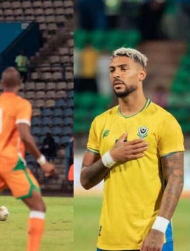 Denis Bouanga, Rody Junior Effaghe et des joueurs du Gabon