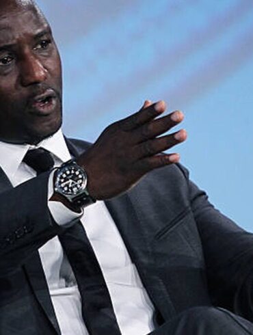 Anthony Baffoe lors d’une conférence