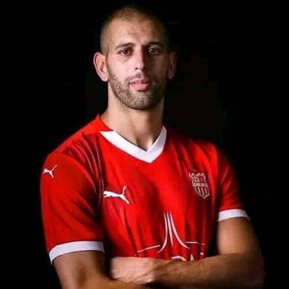 Islam Slimani sous le maillot du CR Belouizdad dans une photo d’archive