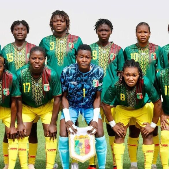 Sélection féminine du Mali réunie pour une photographie d’équipe