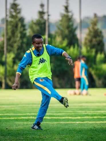 Jeunes joueurs de Kaizer Chiefs lors d’une séance collective