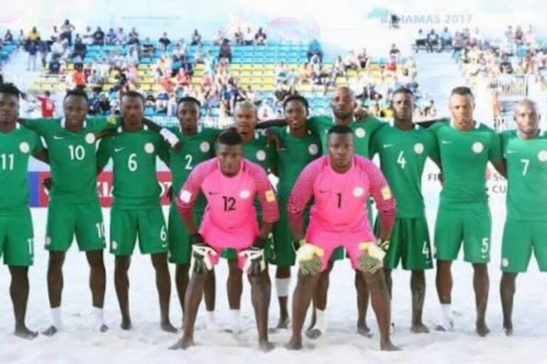 Super Sand Eagles du Nigeria en préparation de Beach Soccer