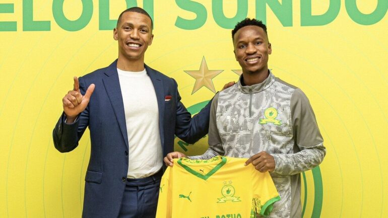 Mamelodi Sundowns : Monnapule Saleng réapparaît à l’entraînement avant la finale