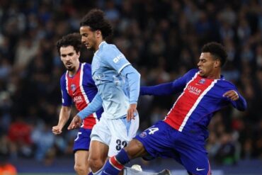 Action de jeu entre Manchester City et le Paris Saint-Germain