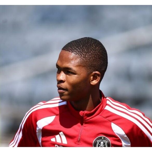 Mpho Padime à l’entraînement avec Orlando Pirates