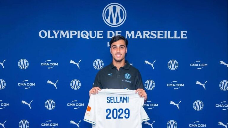 OM : Yanis Sellami prolonge jusqu’en 2029 et s’inscrit dans la durée à Marseille