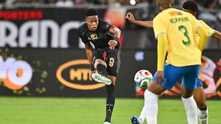 Orlando Pirates : un ancien arbitre réclame une sanction contre Mbuthuma