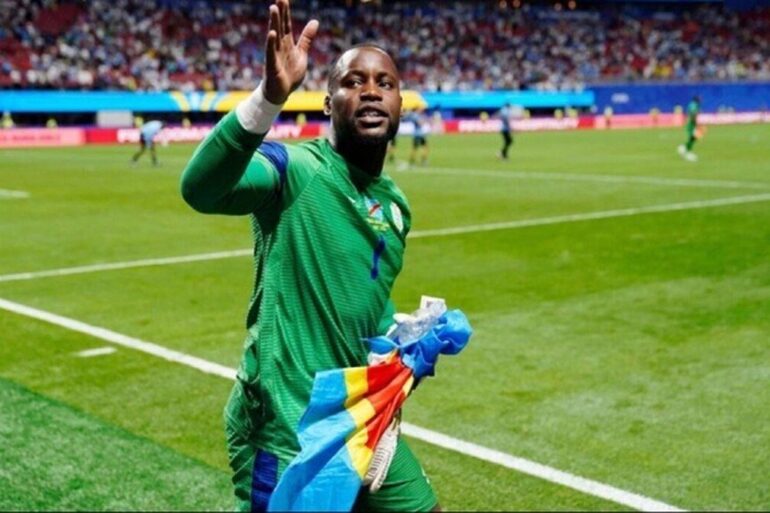 Photographie de Lionel Mpasi avec la RDC
