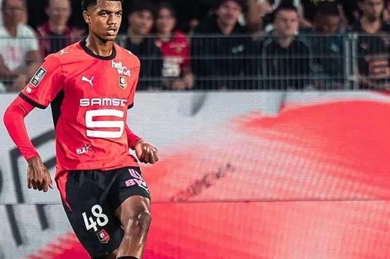 Abdelhamid Aït Boudlal sous les couleurs du Stade Rennais